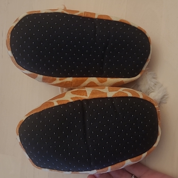NWOT Yankee Toybox Giraffe Kids Slippers Toddler Size 7-8 - Picture 7 of 14